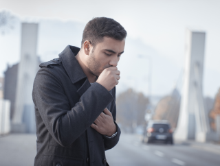 Principalul simptom al astmului tusigen este tusea seacă, uscată.